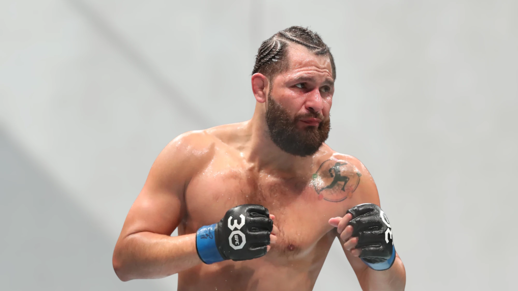 Рекорд по самому быстрому нокауту в UFC принадлежит Хорхе Масвидалю